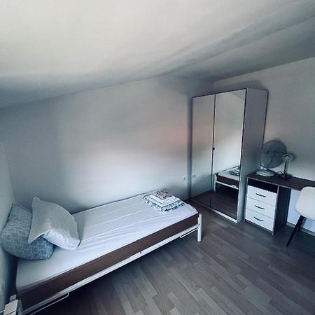 Rooms Busija イゾラ エクステリア 写真